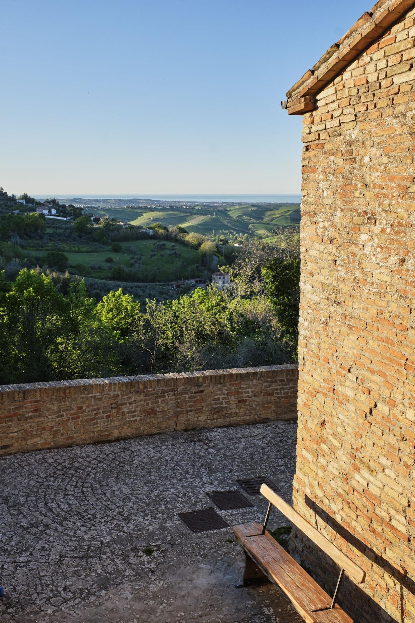 Castello Di Montegridolfo Spa Resort Εξωτερικό φωτογραφία